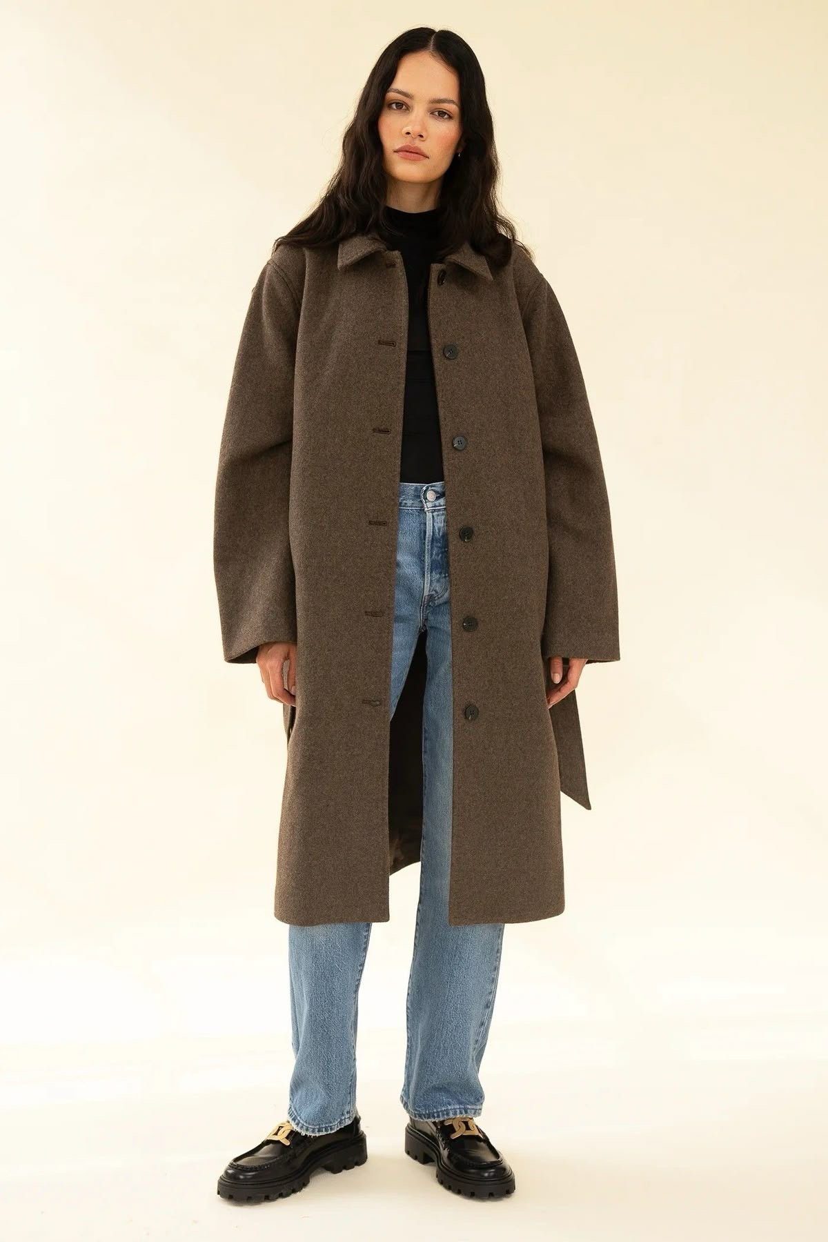 كوت مع حزام