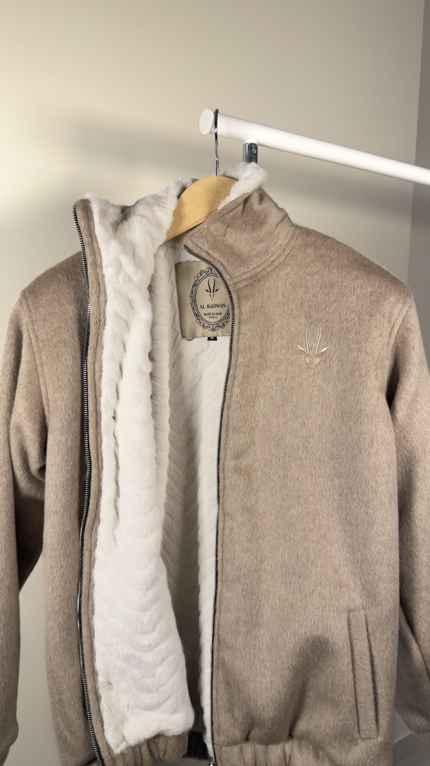 جاكيت النخبة  الاصدار ٣ كشمير 🐐  ناعم و لون نادر و فخم جدا